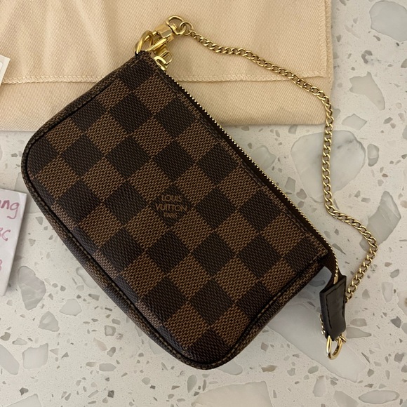 Louis Vuitton Damier Ebene mini pochette - Picture 11 of 14